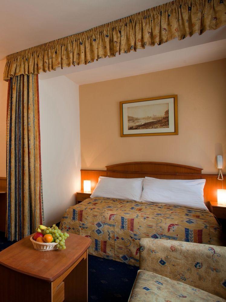 Kavalir Otel Prag Dış mekan fotoğraf