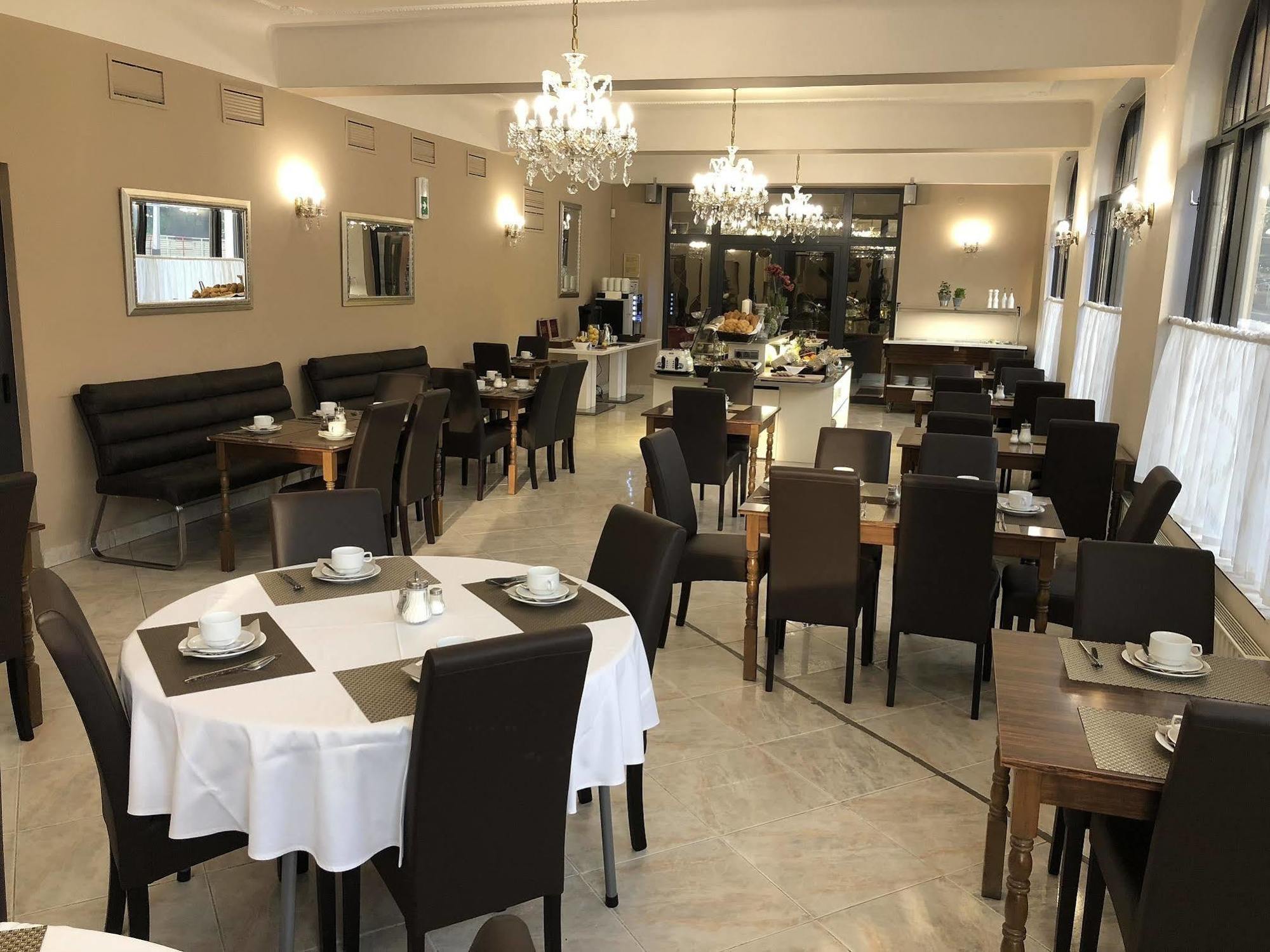 Kavalir Otel Prag Dış mekan fotoğraf
