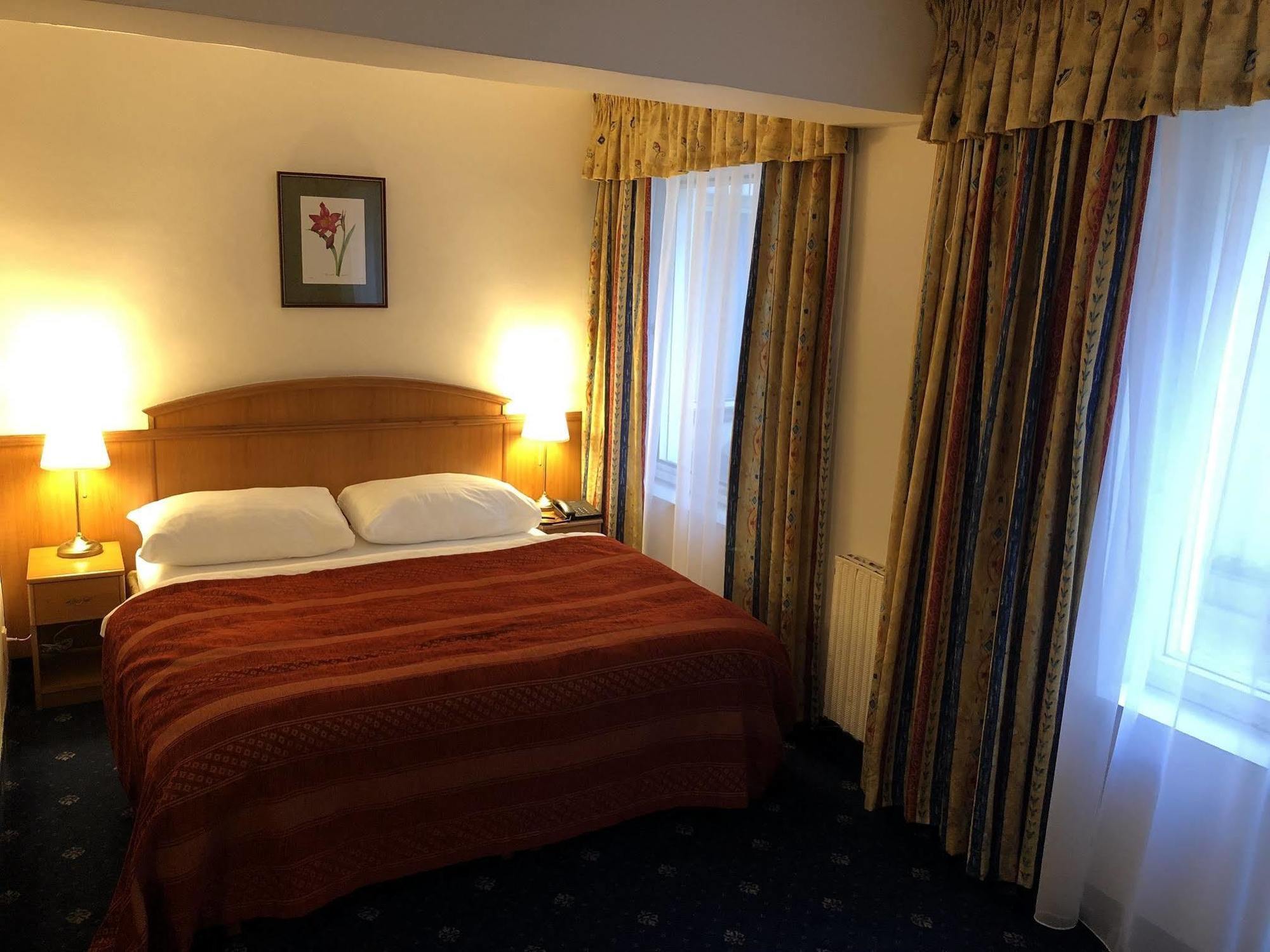 Kavalir Otel Prag Dış mekan fotoğraf