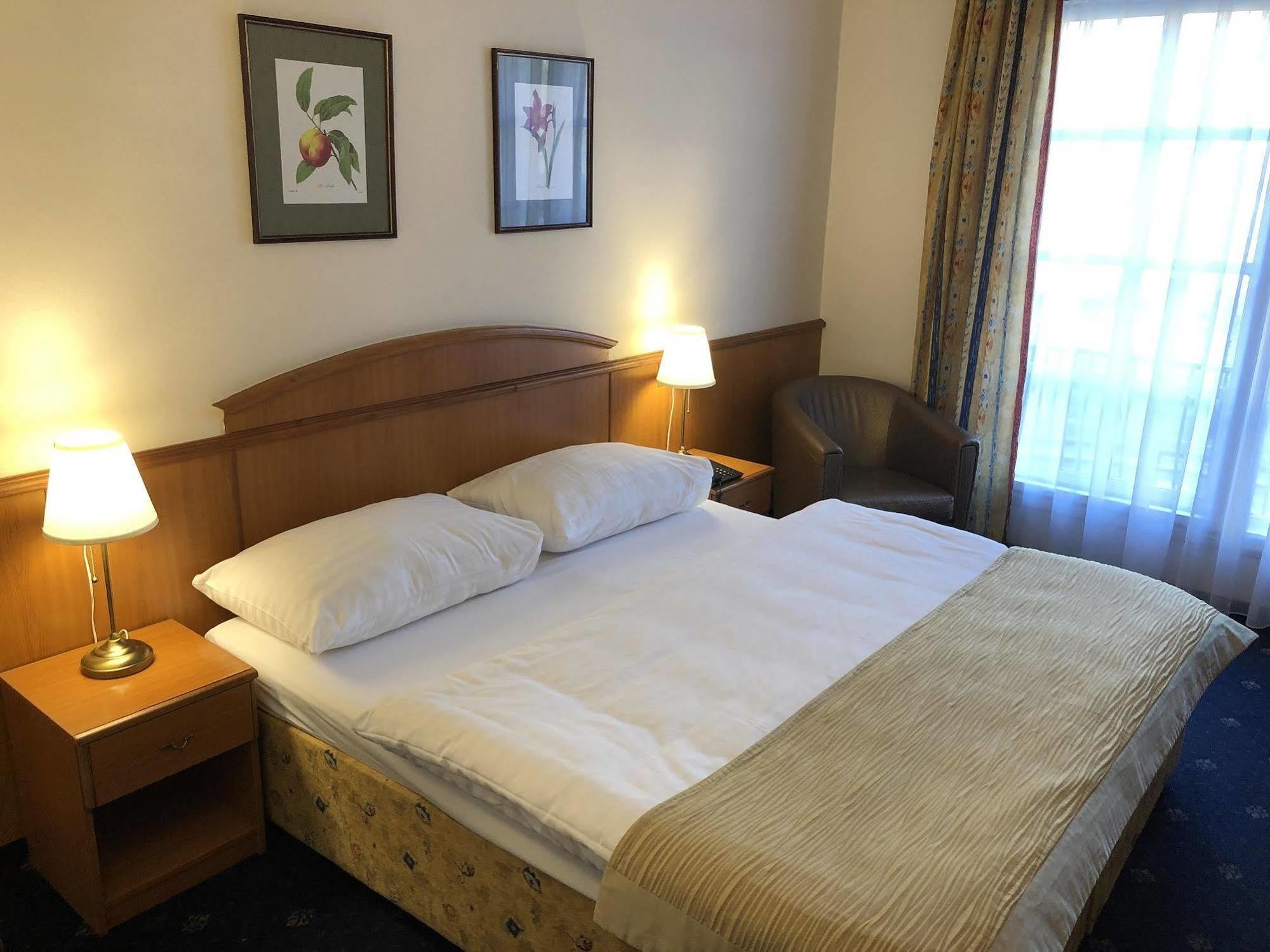 Kavalir Otel Prag Dış mekan fotoğraf